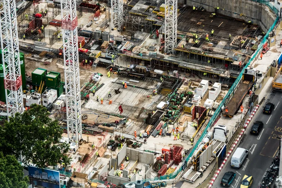 Baustelle aus der Luft – Drohnen-Monitoring für Baufortschritt und Bestandsaufnahmen